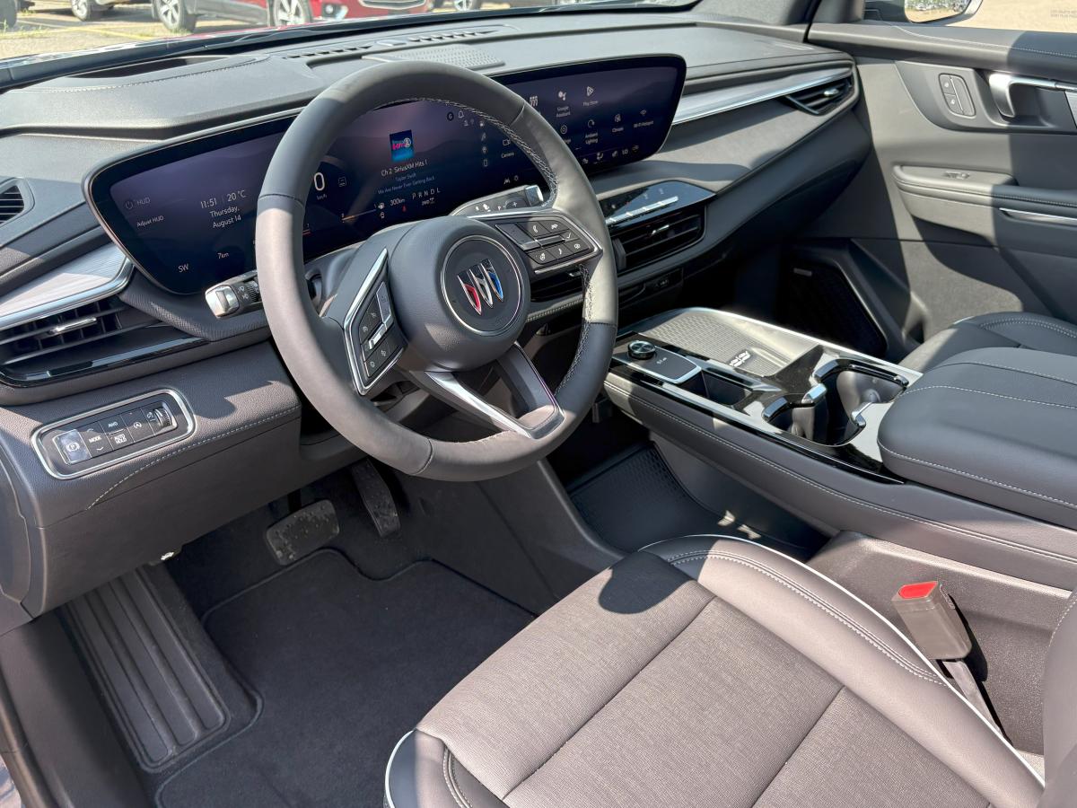 2026 Buick Enclave Preferred photo 4