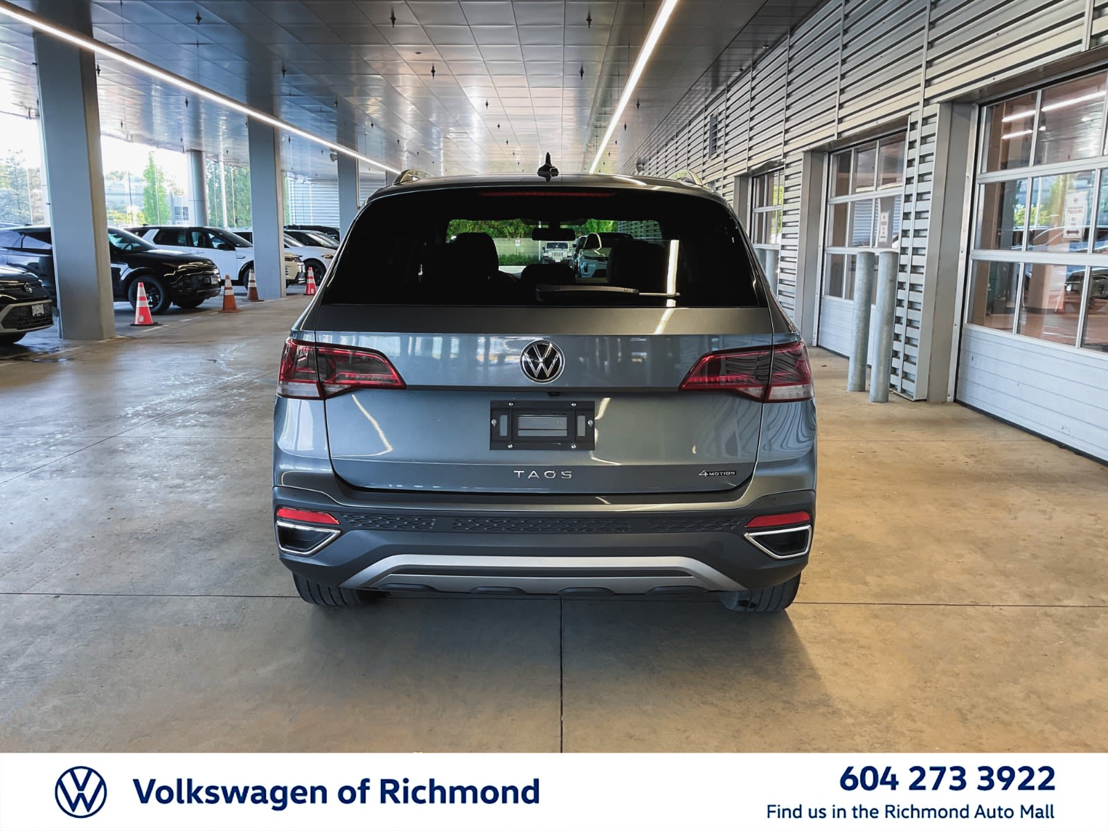 2022 Volkswagen Taos SE photo 4