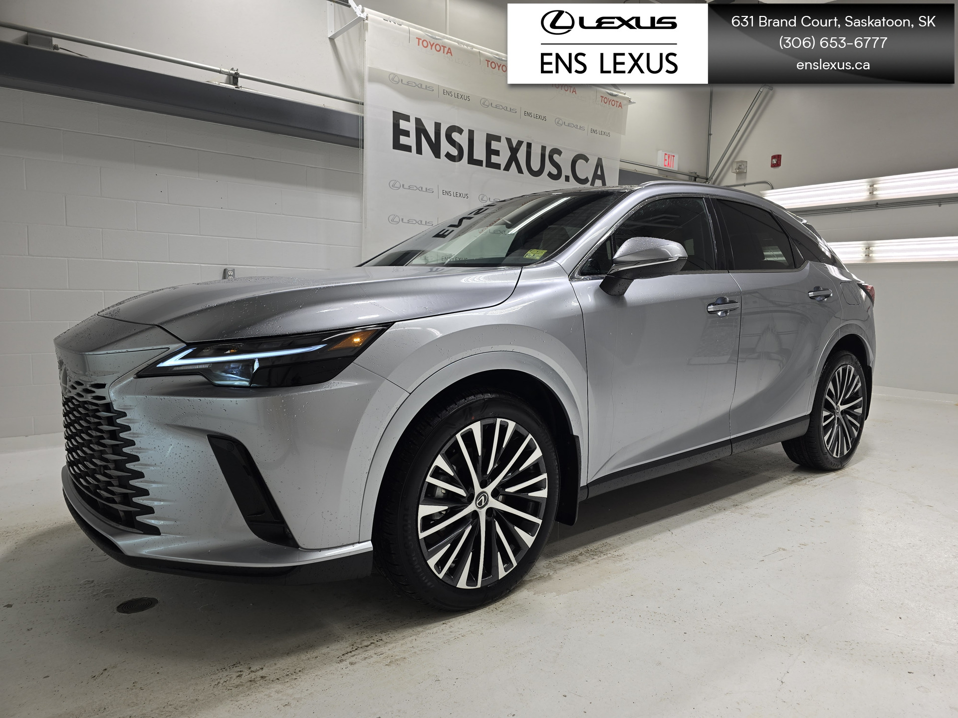 2023 Lexus RX à vendre à Saskatoon