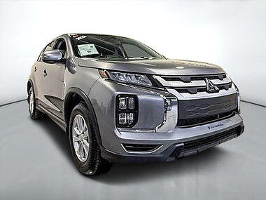 2023 Mitsubishi RVR ES