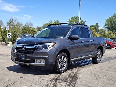 2019 Honda Ridgeline Touring AWD | Nav | Leather | Sunroof | Adaptive Cruise | Heated Seats & Steering | Bluetooth & More