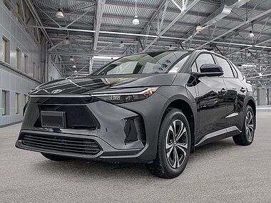 Toyota bZ4X LE FWD 2025