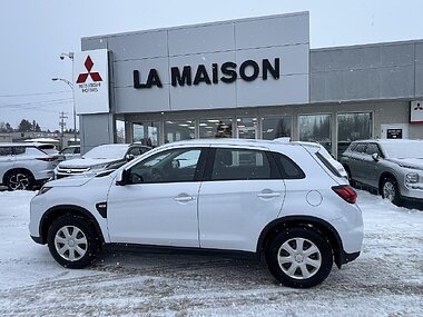 2024 Mitsubishi RVR