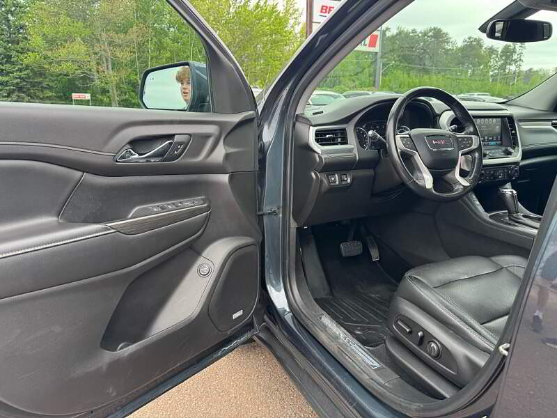 GMC Acadia 2019 - Image 12